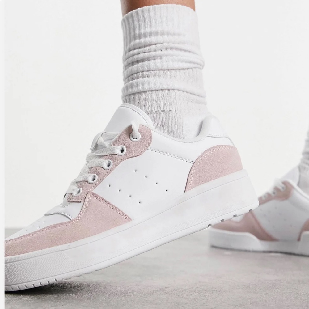 (Sold)Sneakers by Truffle Collection new like Nike Air Force